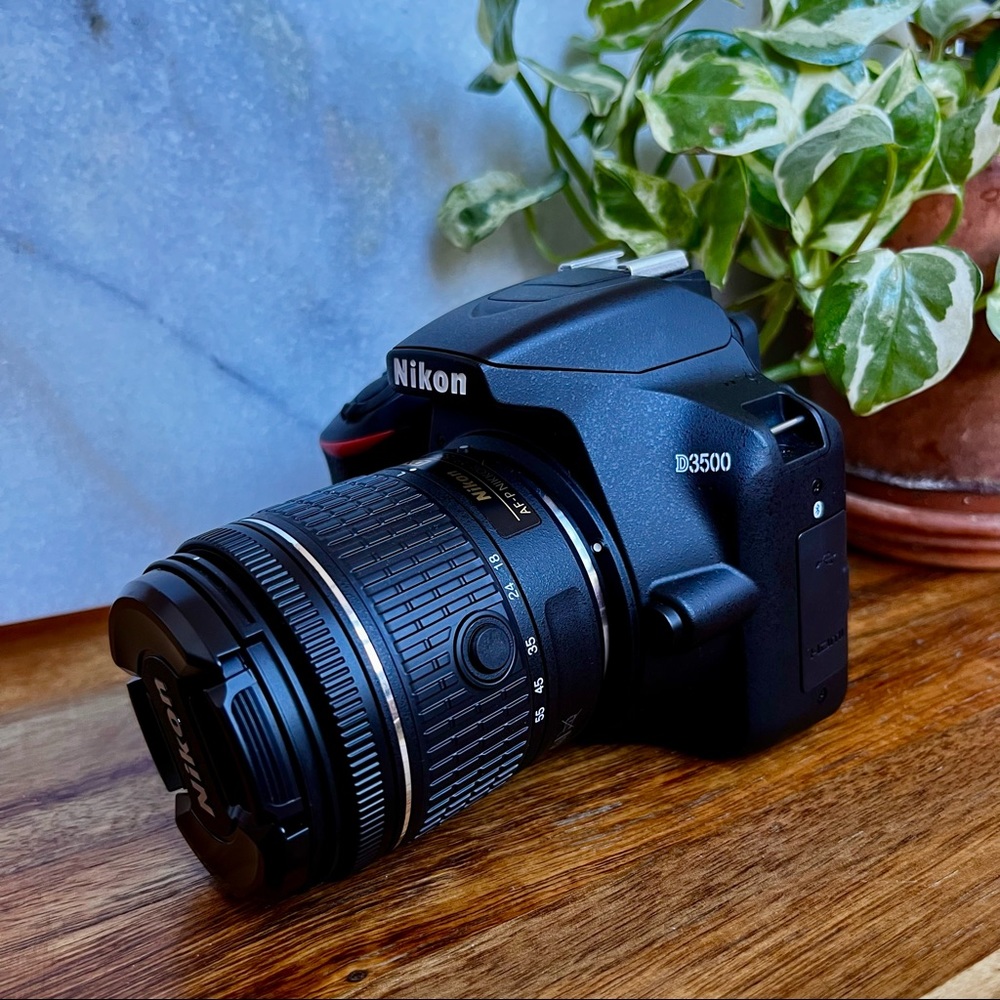Nikon D3500 DSLR